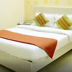 Jenus Hotel-Sindhi Camp