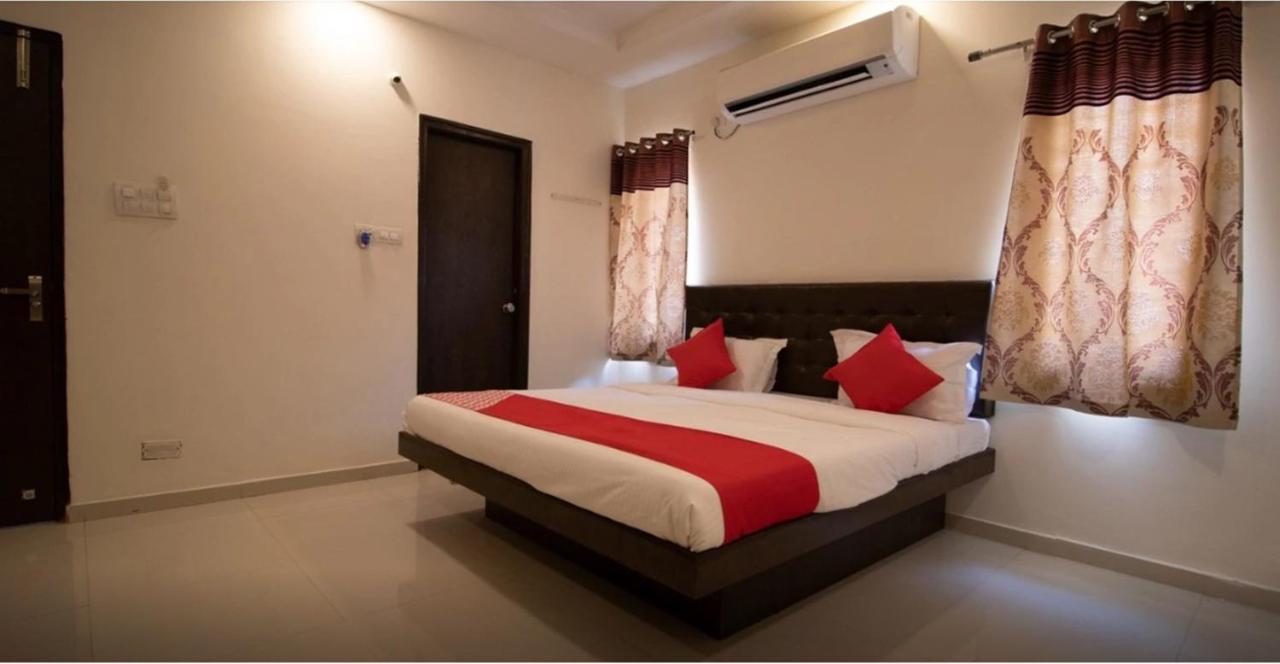 Hotel Jenus Hotel-sindhi Camp Jaipur